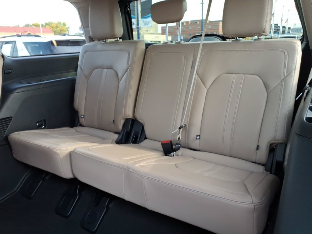 Certified 2023 Ford Expedition Limited AWD/4WD image 11