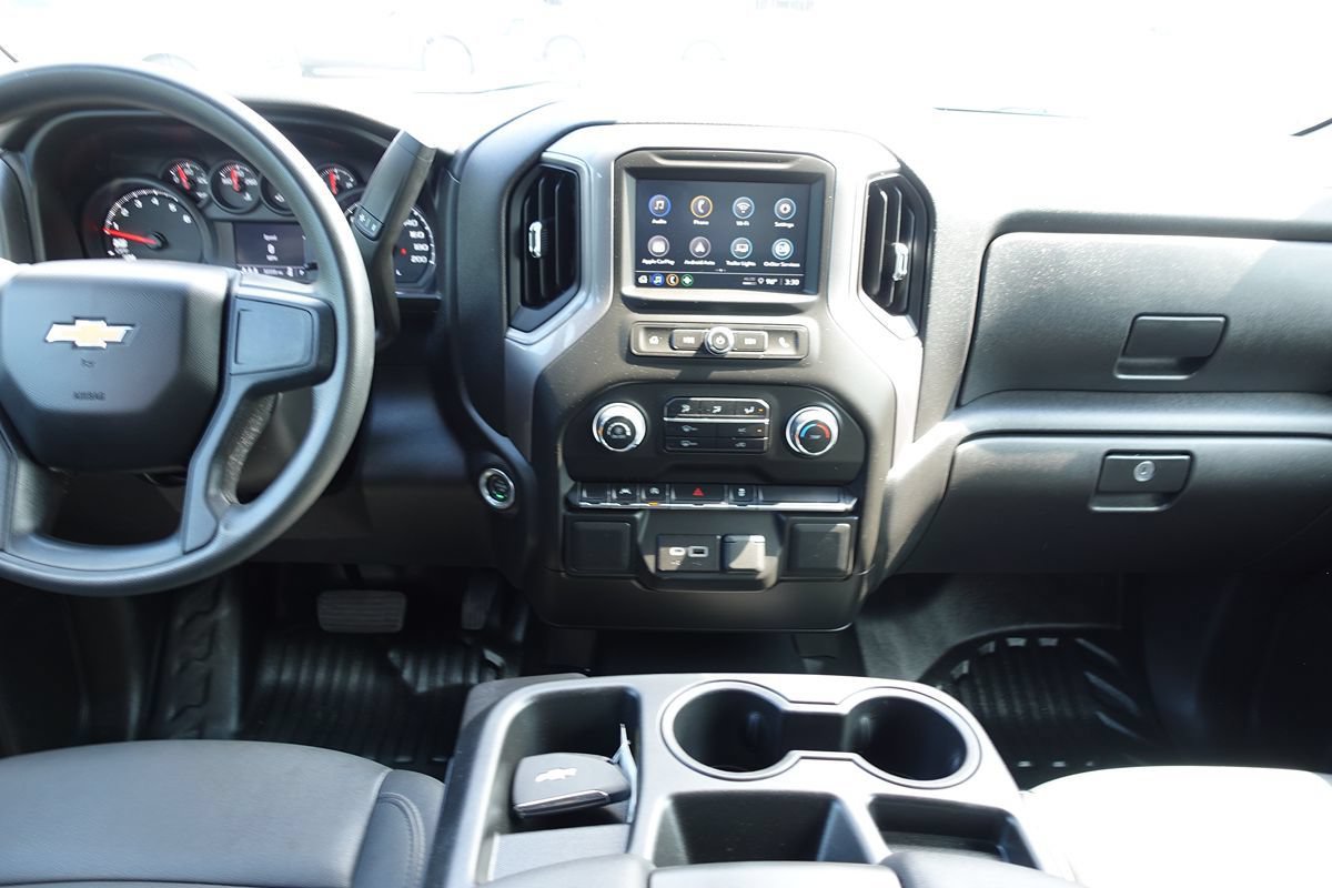 Used 2024 Chevrolet Silverado 1500 W/T w/ WT Value Package AWD/4WD image 39