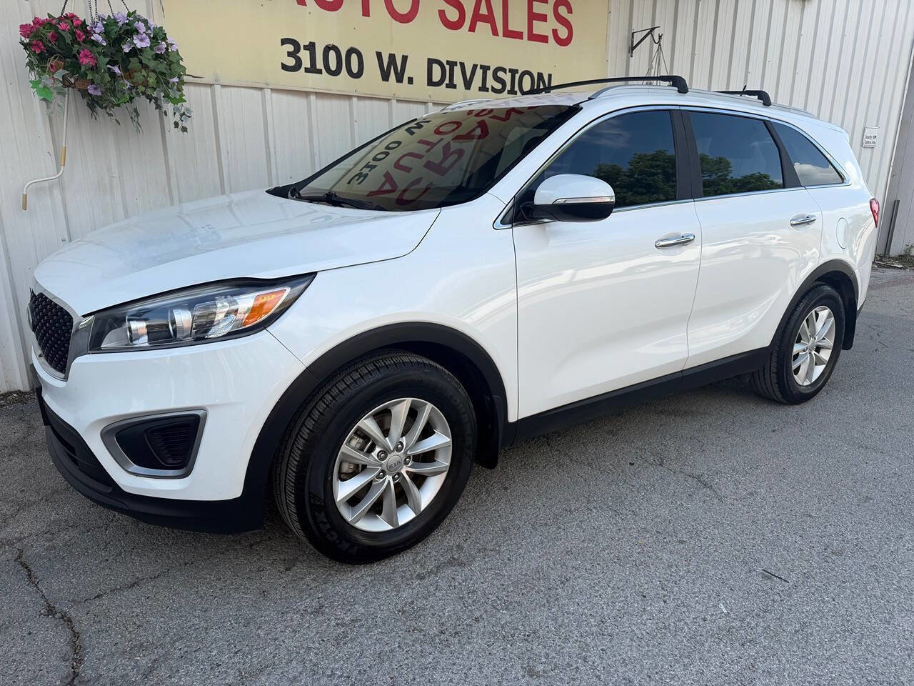 Used 2016 Kia Sorento LX image 4