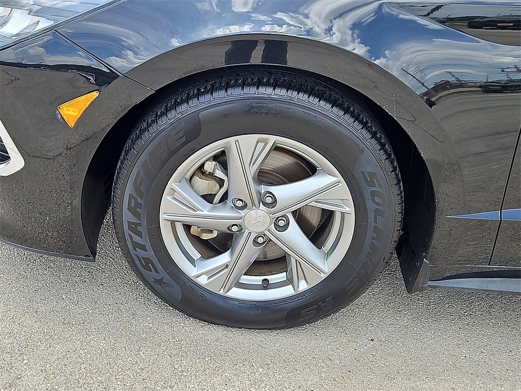 Used 2022 Hyundai Sonata SE w/ Winter Weather Package image 13