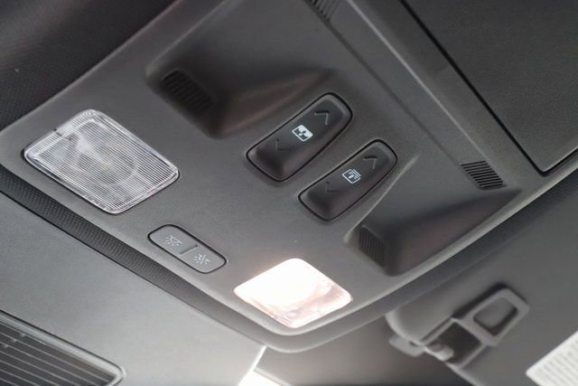 Used 2025 Ford Escape ST-Line Elite w/ Premium Technology Package image 38