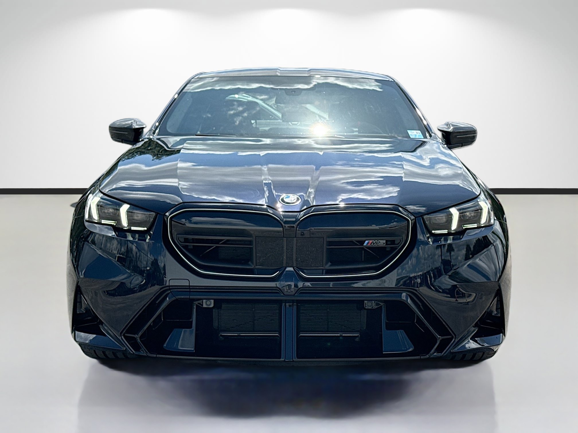New 2027 BMW M5 w/ Carbon Package AWD/4WD image 8
