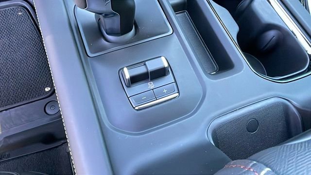 Used 2024 GMC Sierra 1500 AT4X image 17