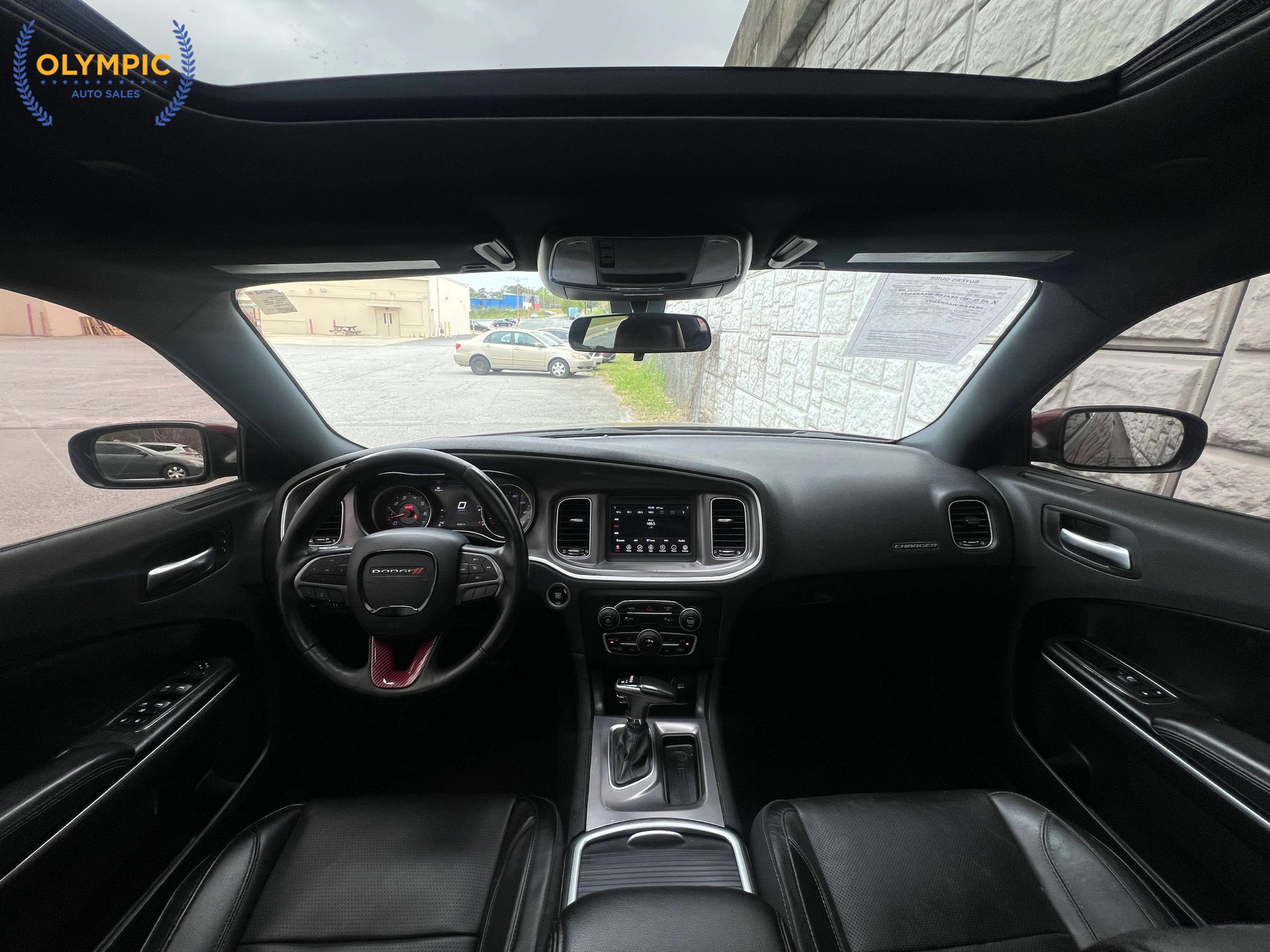 Used 2019 Dodge Charger SXT w/ Leather Interior Group image 21