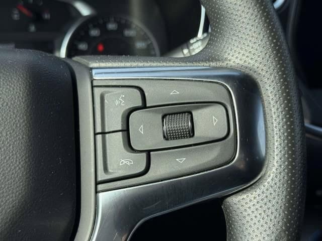 Used 2025 Chevrolet Blazer LT AWD/4WD image 21