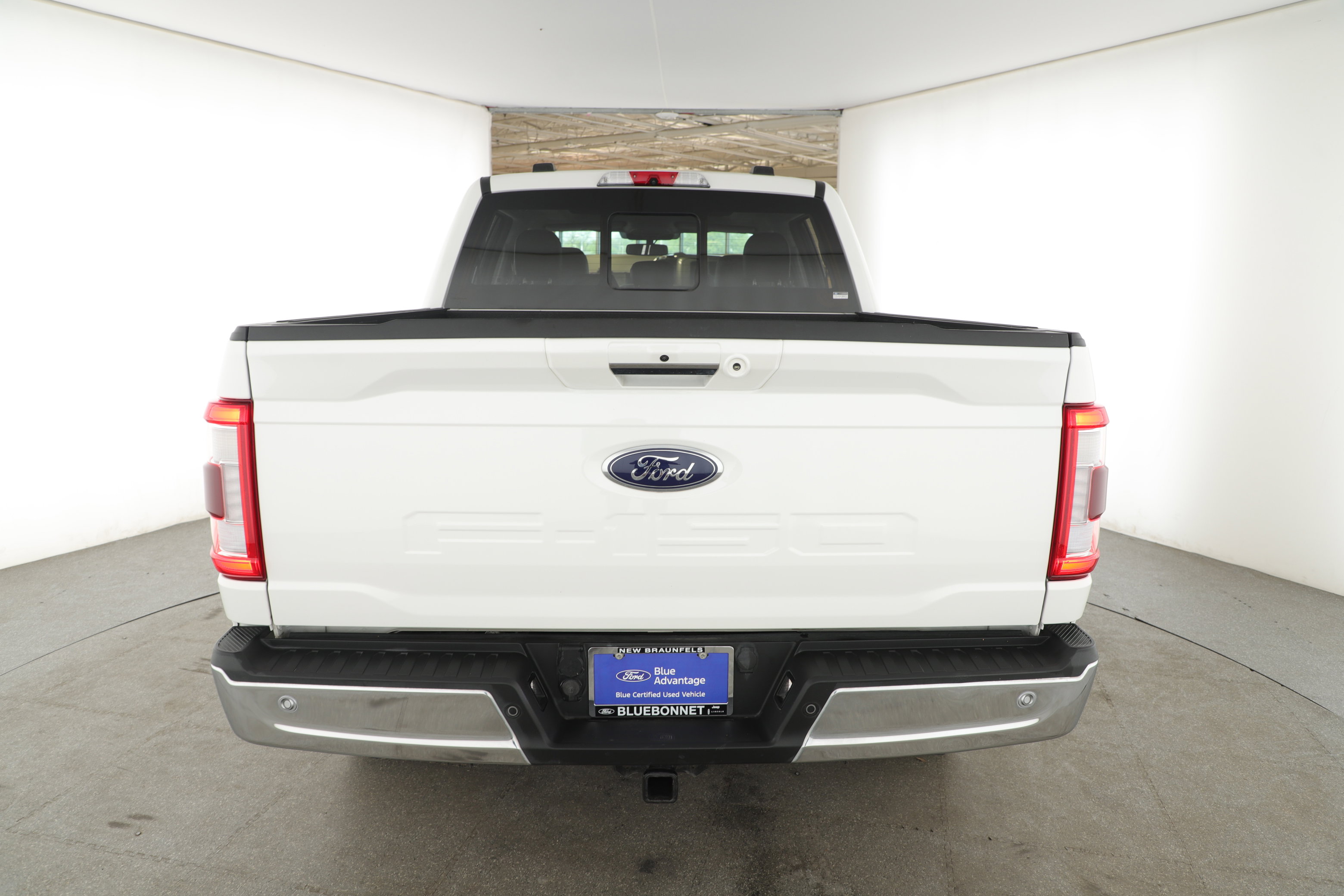 Used 2021 Ford F150 Lariat w/ Equipment Group 502A High AWD/4WD image 4