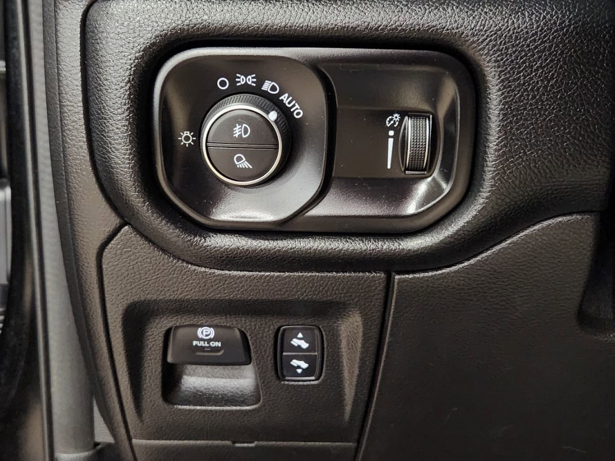 Used 2020 RAM 1500 Lone Star image 42