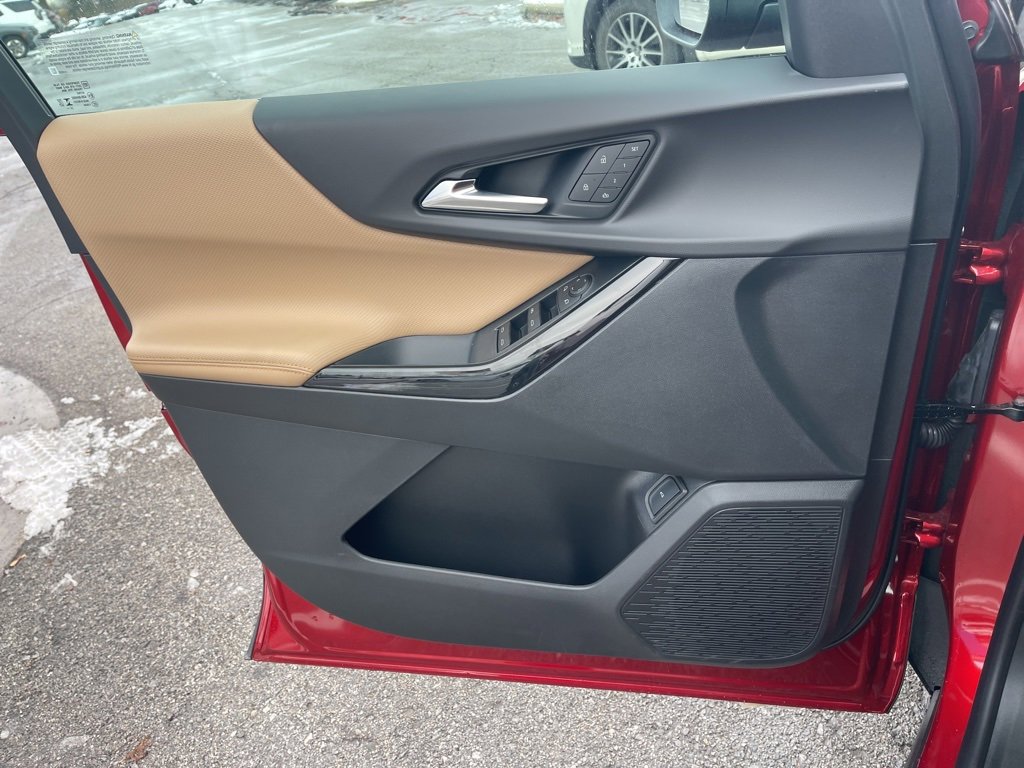 New 2026 Chevrolet Equinox ACTIV w/ Convenience Package III image 29