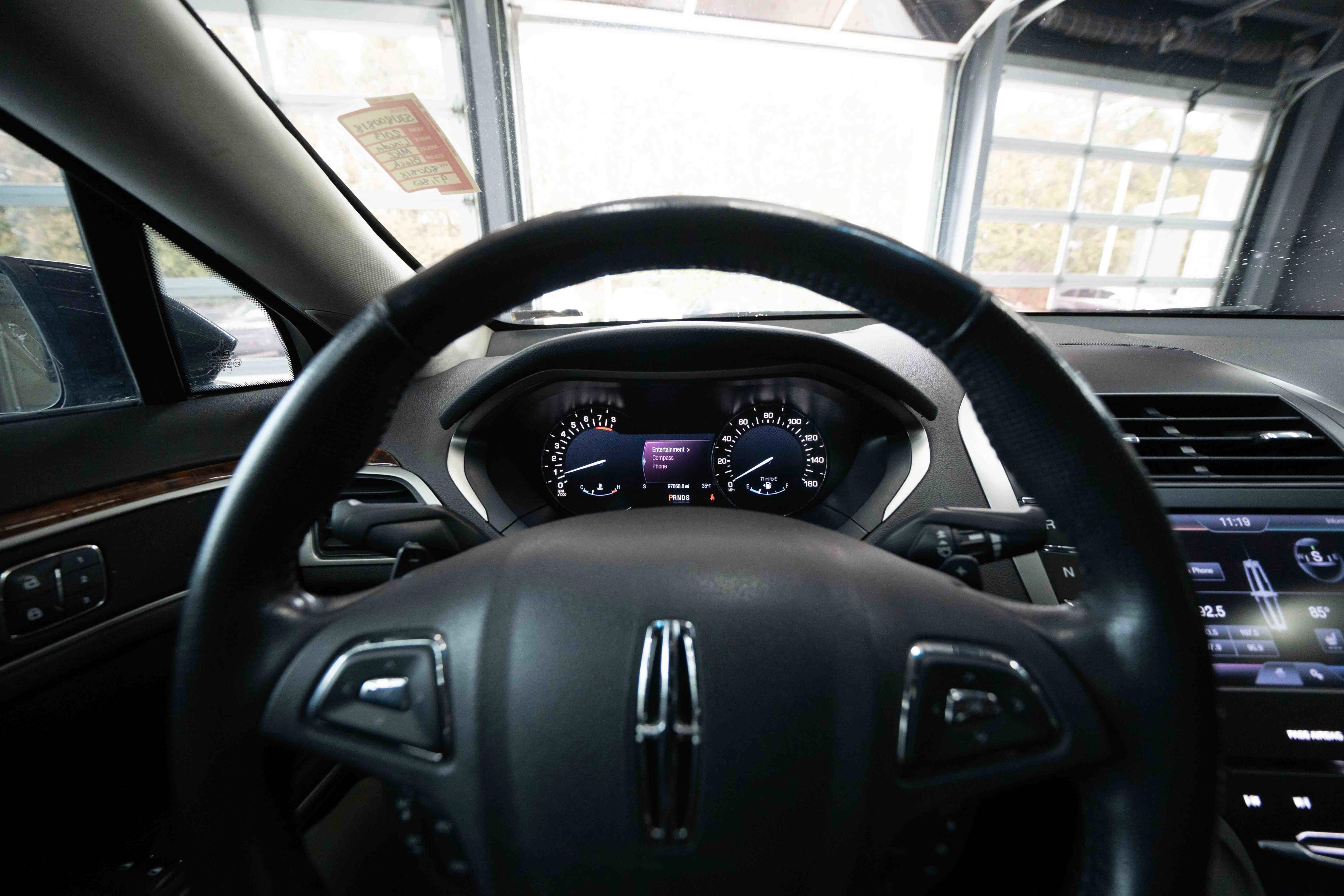 Used 2013 Lincoln MKZ image 15