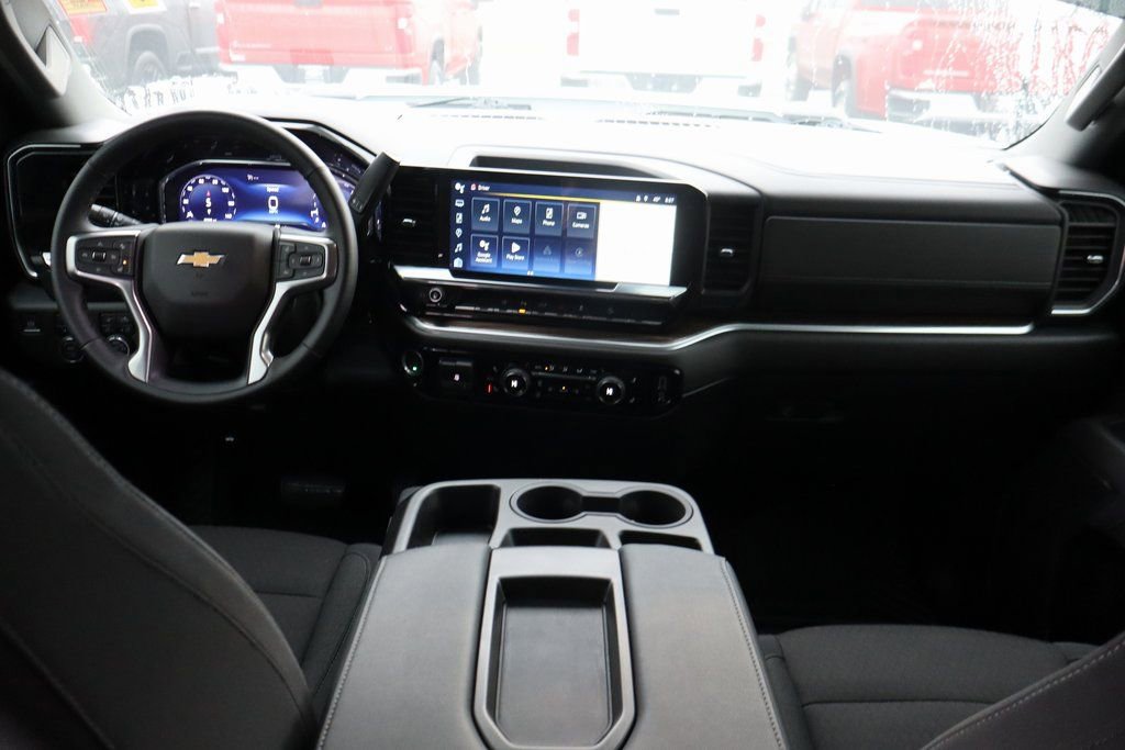 Used 2025 Chevrolet Silverado 2500 LT w/ All Star Edition image 14