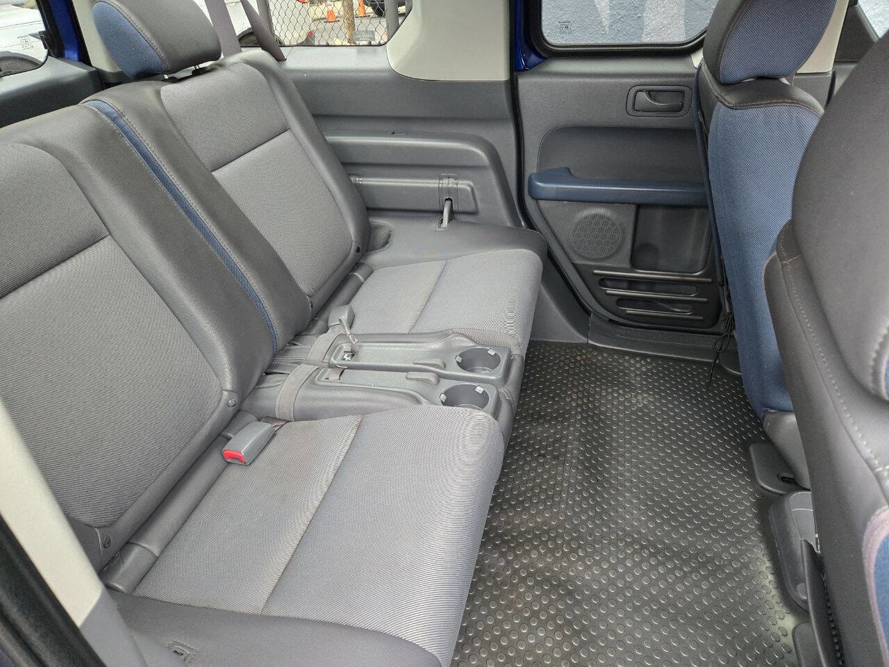 Used 2004 Honda Element EX image 11