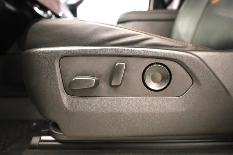 Used 2023 GMC Sierra 1500 AT4 w/ AT4 Premium Package image 11