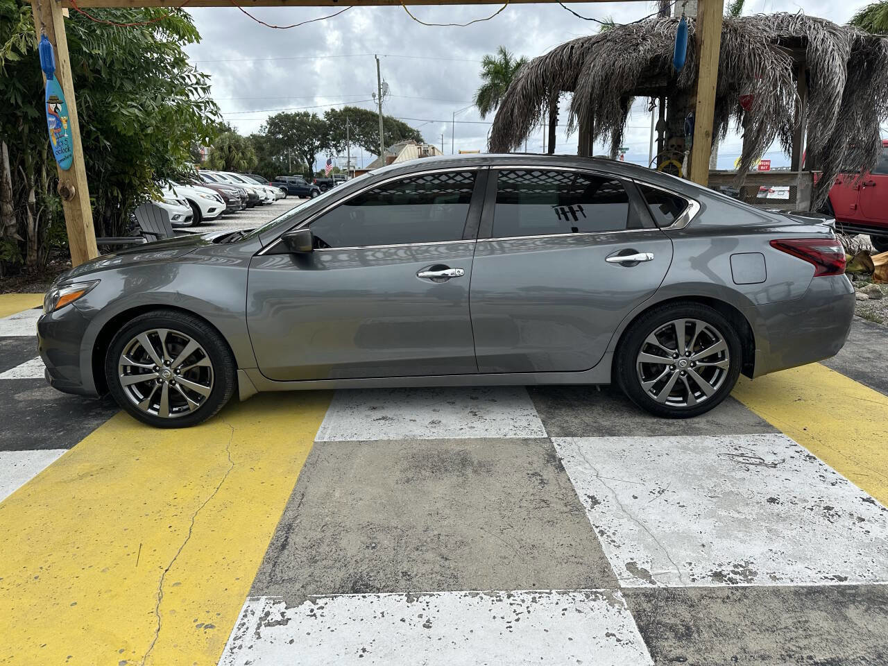 Used 2018 Nissan Altima 2.5 SR w/ SR Special Edition image 18