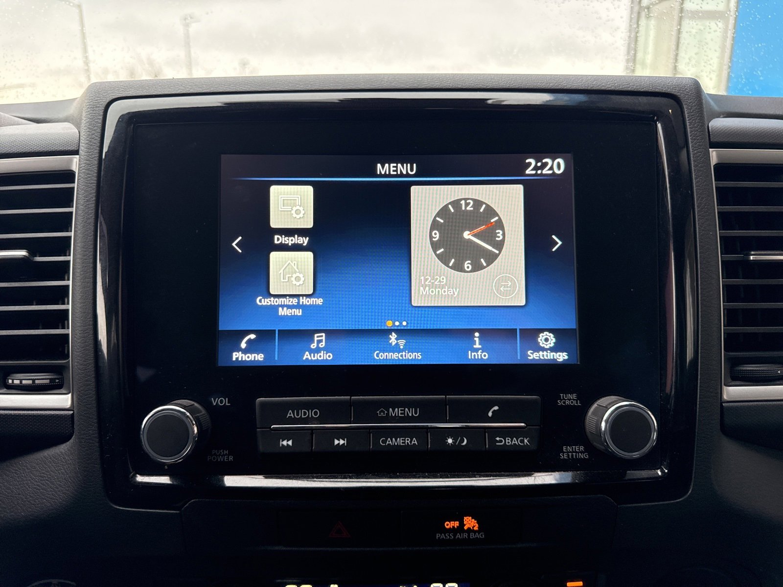 Used 2022 Nissan Frontier SV image 21
