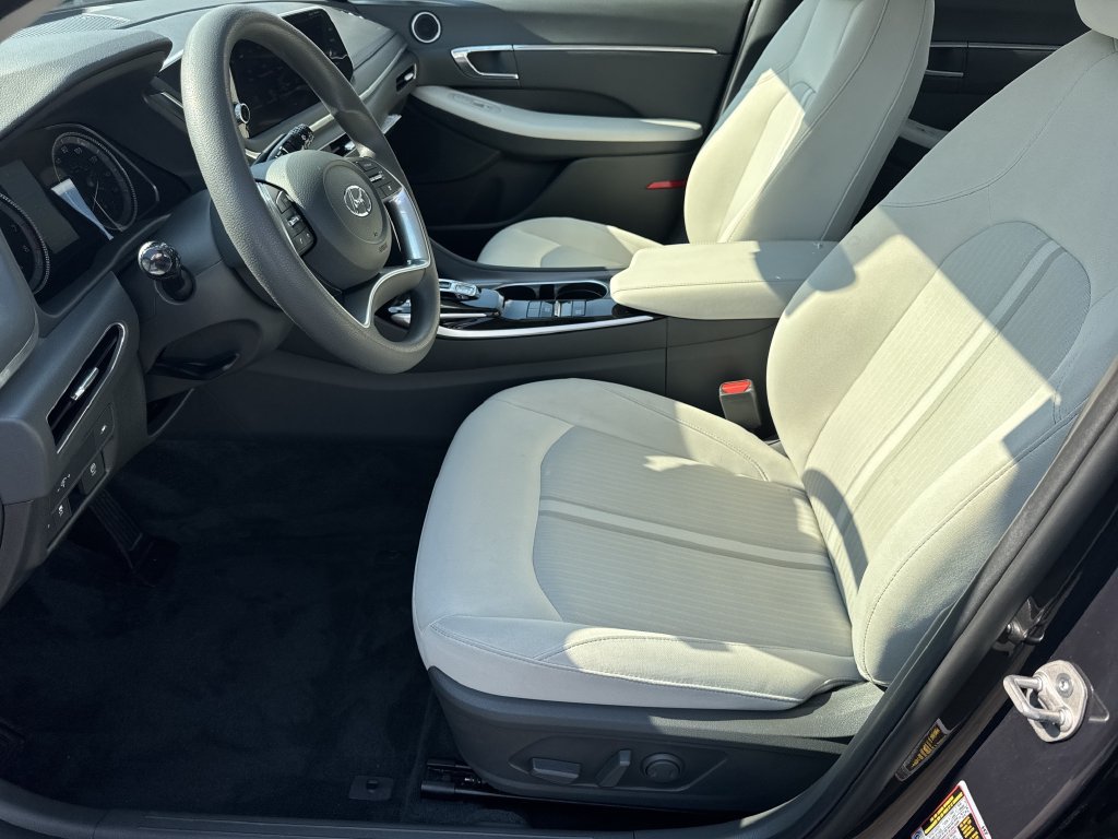 Used 2023 Hyundai Sonata SEL FWD image 9