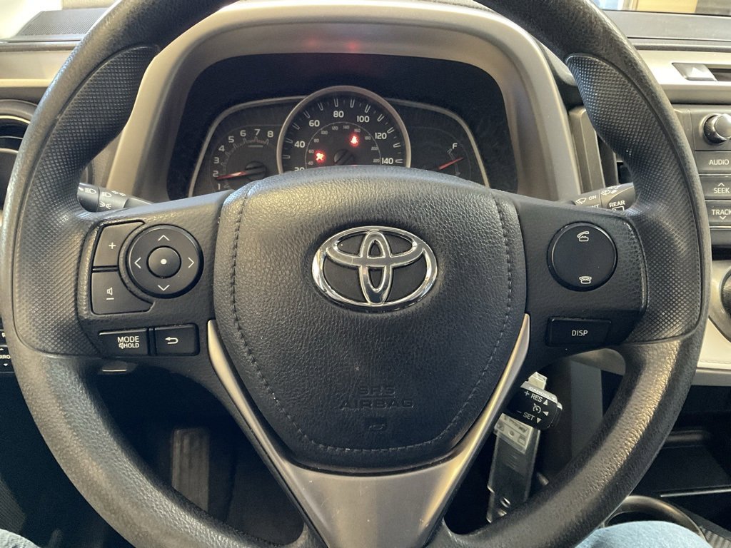 Used 2013 Toyota RAV4 LE image 11