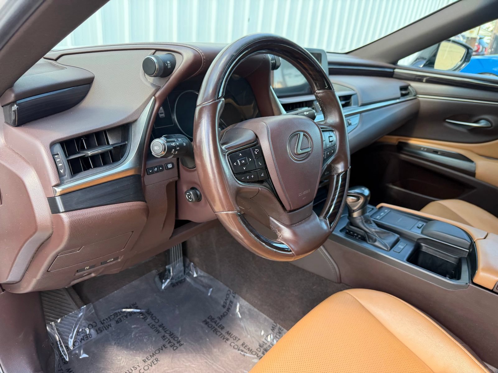 Used 2021 Lexus ES 250 w/ Premium Package AWD/4WD image 16