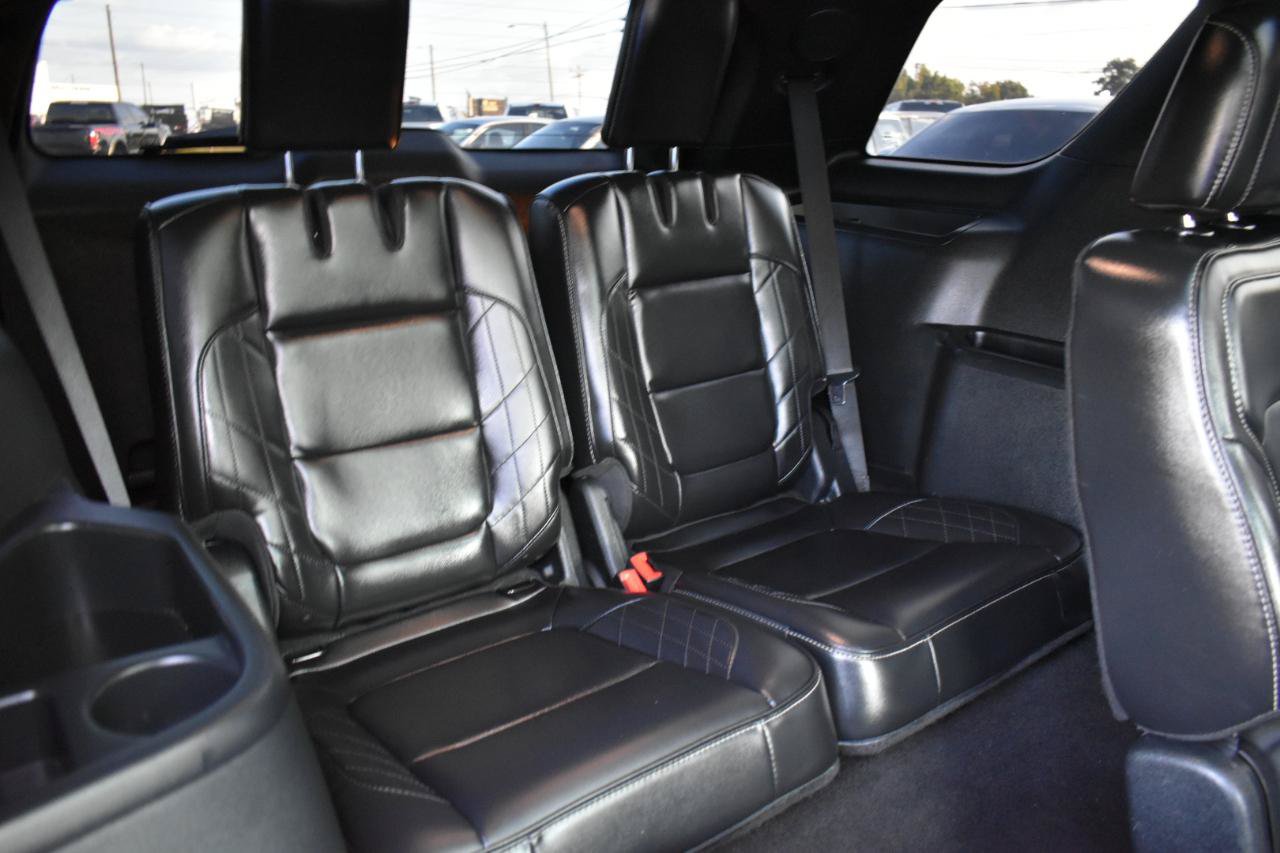 Used 2019 Ford Explorer Platinum AWD/4WD image 26