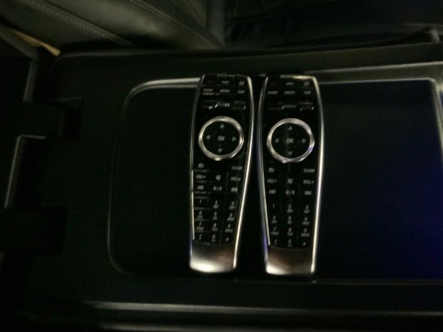 Used 2015 Mercedes-Benz S 63 AMG 4MATIC Sedan image 21