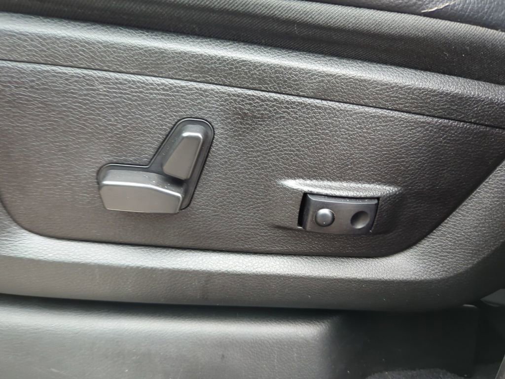 Used 2022 RAM 2500 Laramie w/ Night Edition image 42