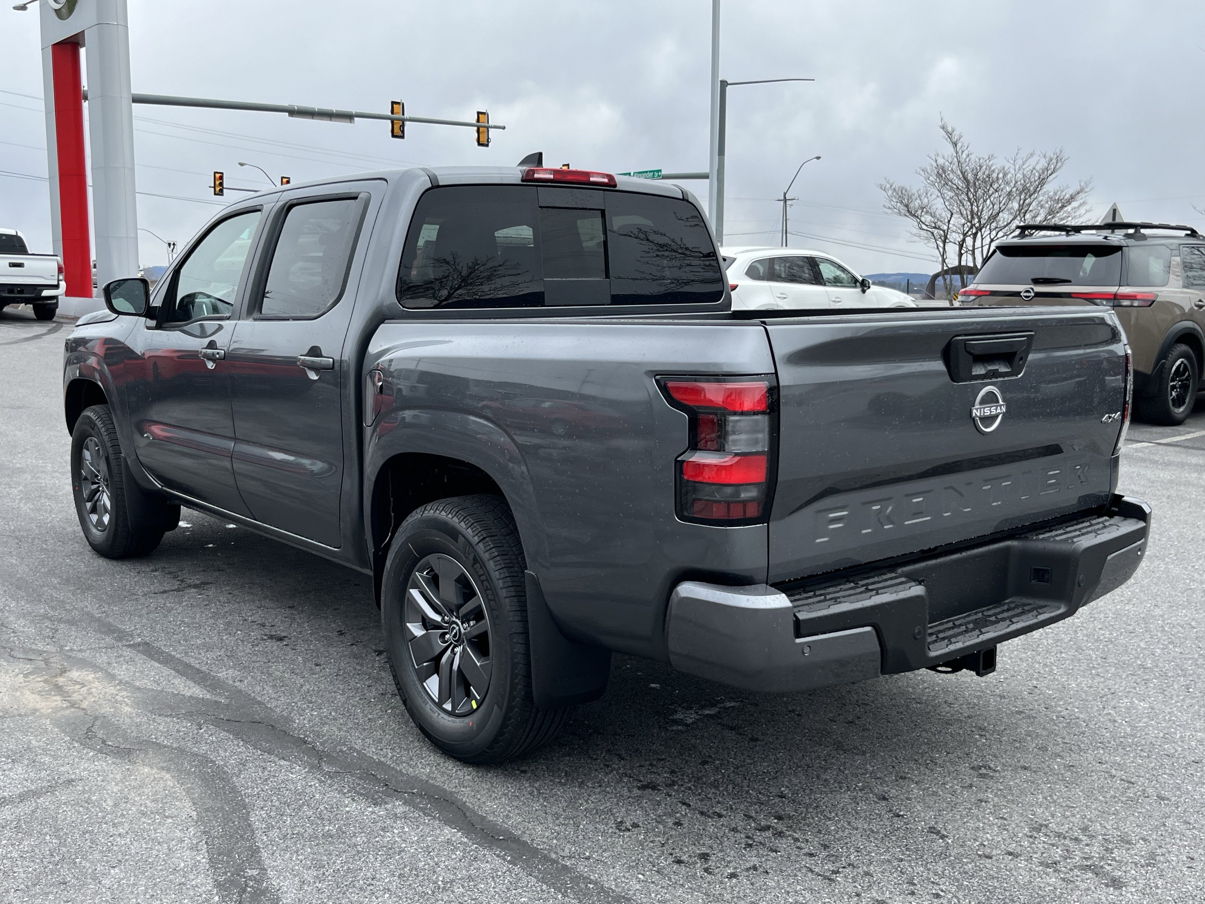 New 2026 Nissan Frontier SV w/ SV Convenience Package AWD/4WD image 6
