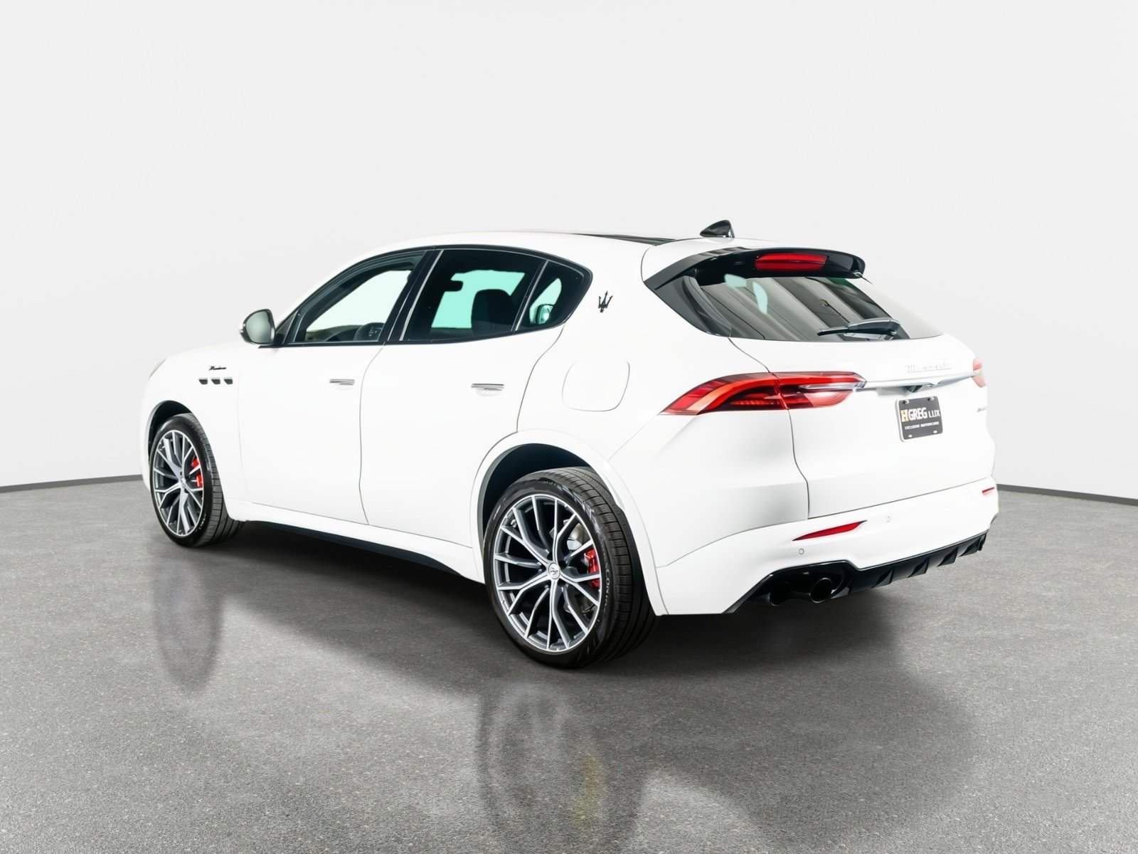 Used 2024 Maserati Grecale Modena AWD/4WD image 14