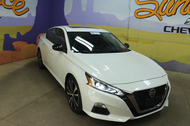 Used 2021 Nissan Altima 2.5 SR AWD/4WD image 2