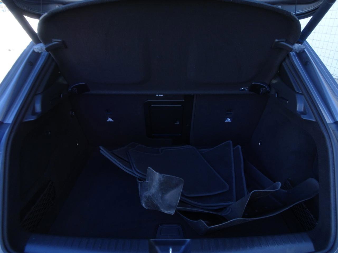 Used 2017 Mercedes-Benz GLA 250 4MATIC image 9