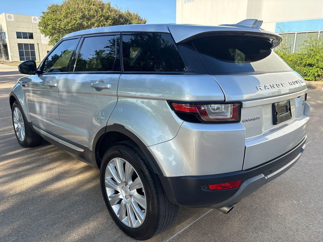 Used 2018 Land Rover Range Rover Evoque HSE AWD/4WD image 6