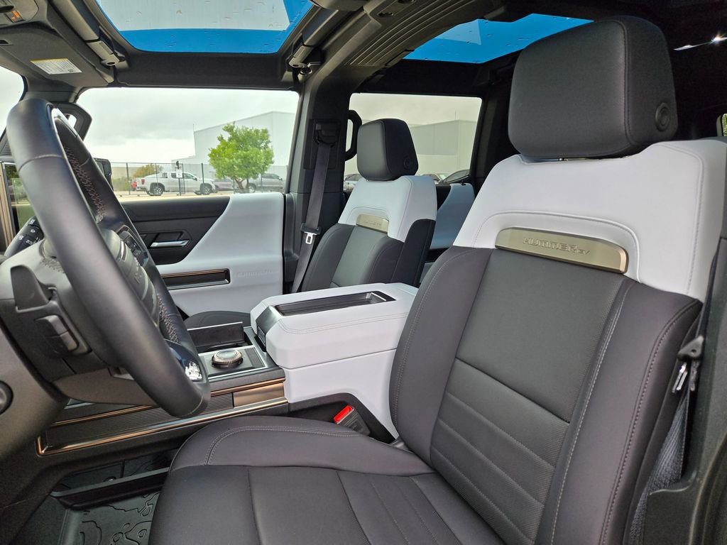 Used 2025 GMC Hummer EV 3X image 28