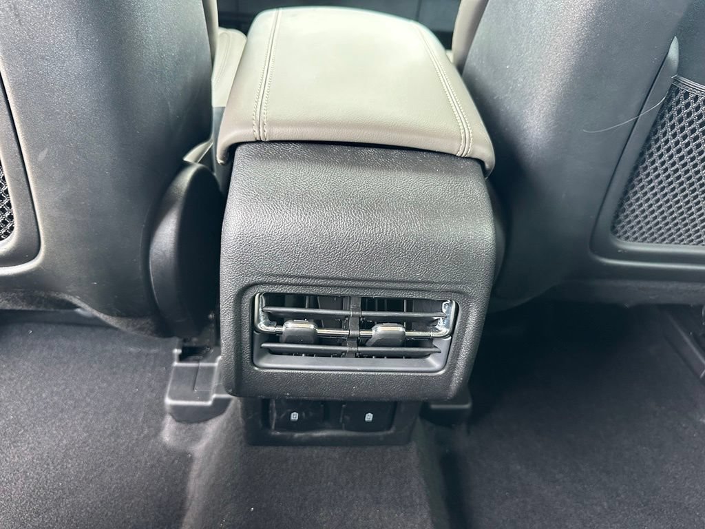 Used 2025 Lincoln Corsair Reserve FWD image 24