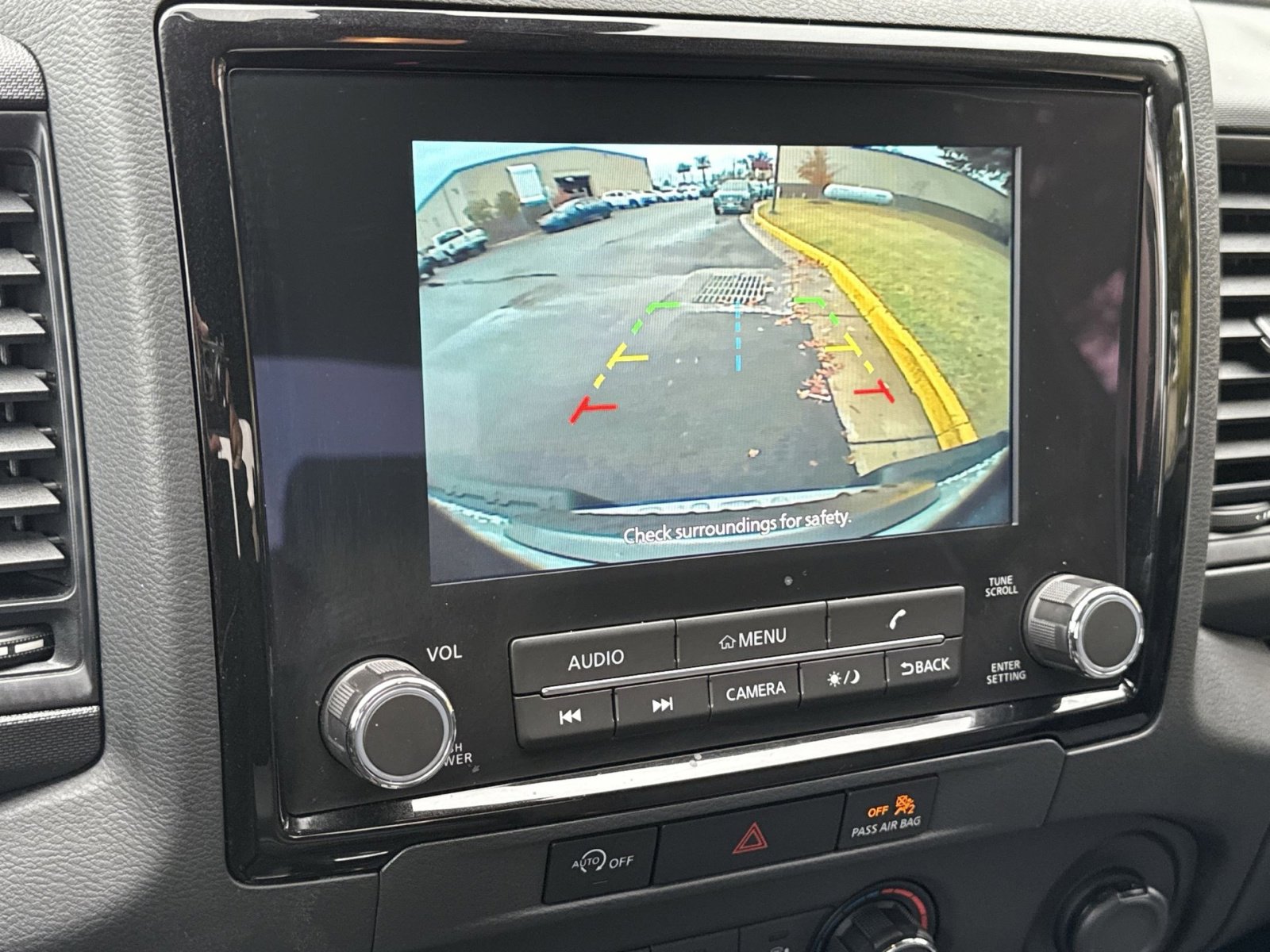 Used 2024 Nissan Frontier S w/ S Utility Package image 18