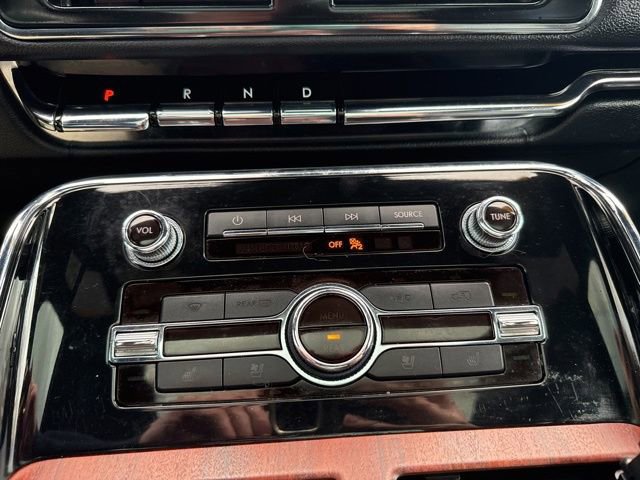Used 2018 Lincoln Navigator Reserve w/ Technology Package image 31