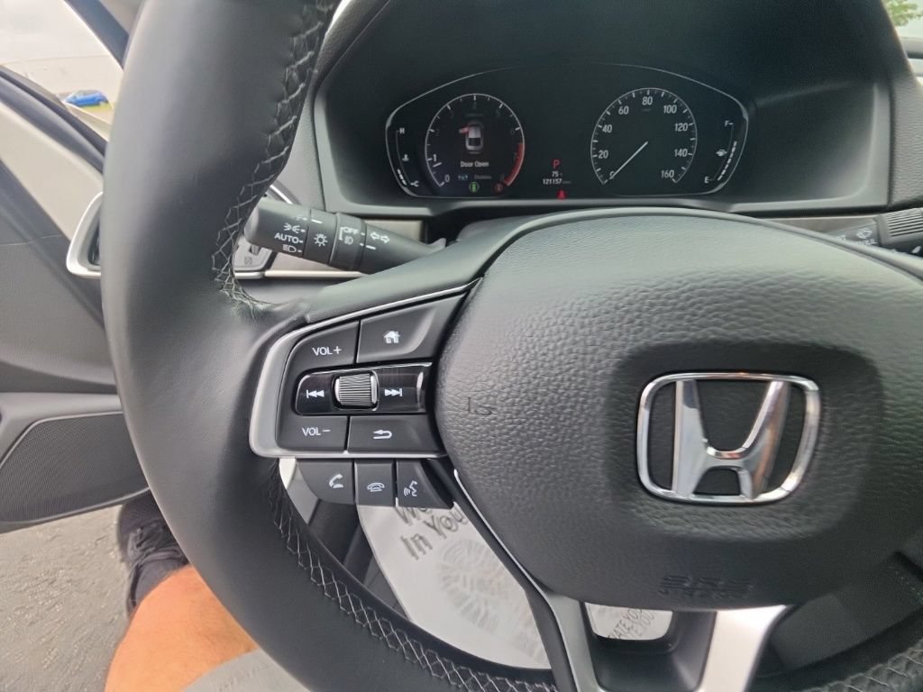 Used 2018 Honda Accord EX-L image 16