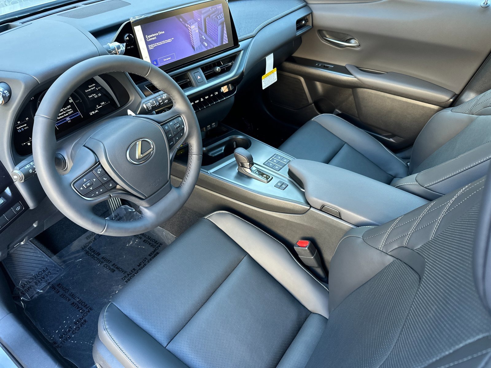 Used 2025 Lexus UX 300h AWD image 9