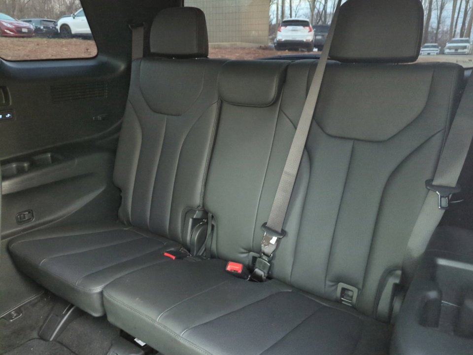 Used 2021 Hyundai Palisade SEL w/ Premium Package image 19