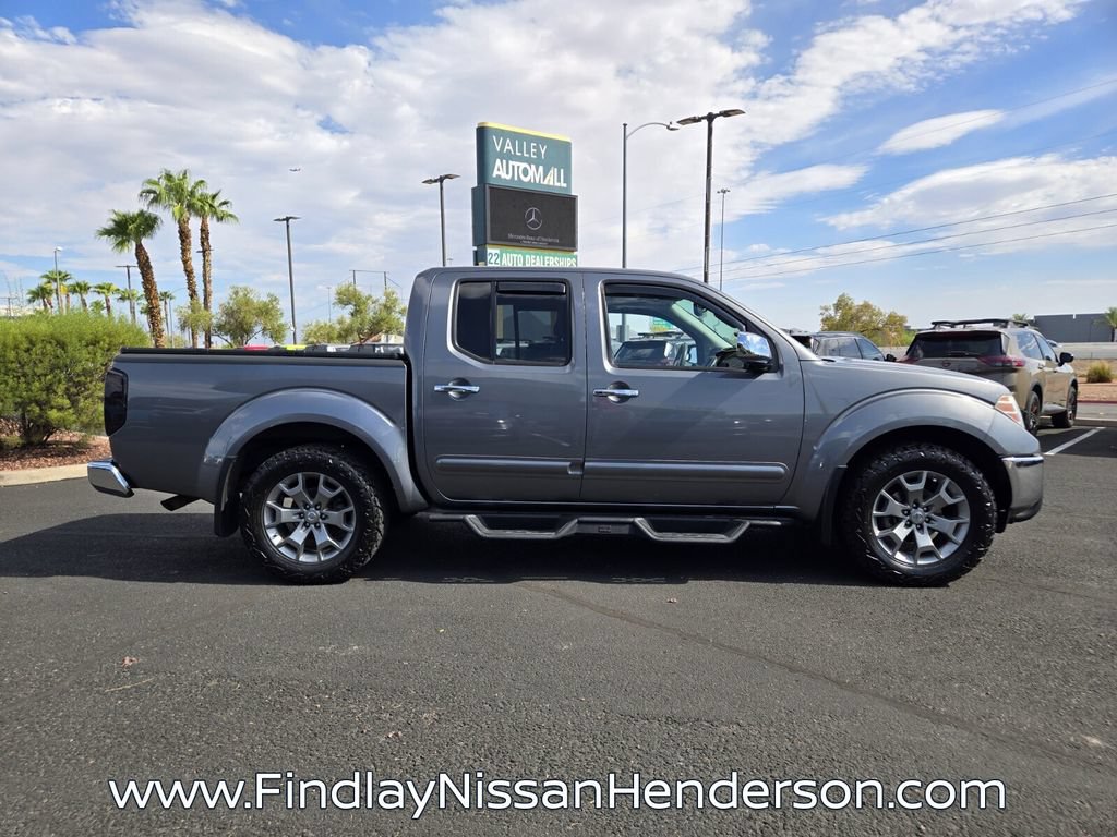 Used 2019 Nissan Frontier SL RWD image 7