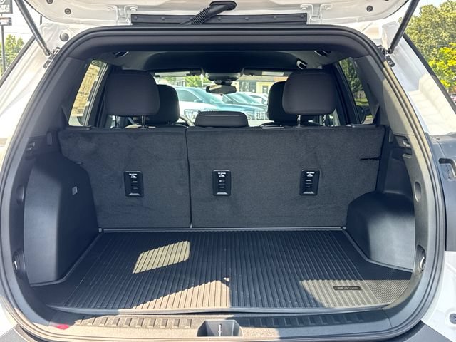 New 2027 GMC Terrain Elevation w/ LPO, Floor Liner Package AWD/4WD image 12