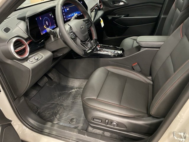 New 2026 Chevrolet Trax RS w/ Driver Confidence Package image 24