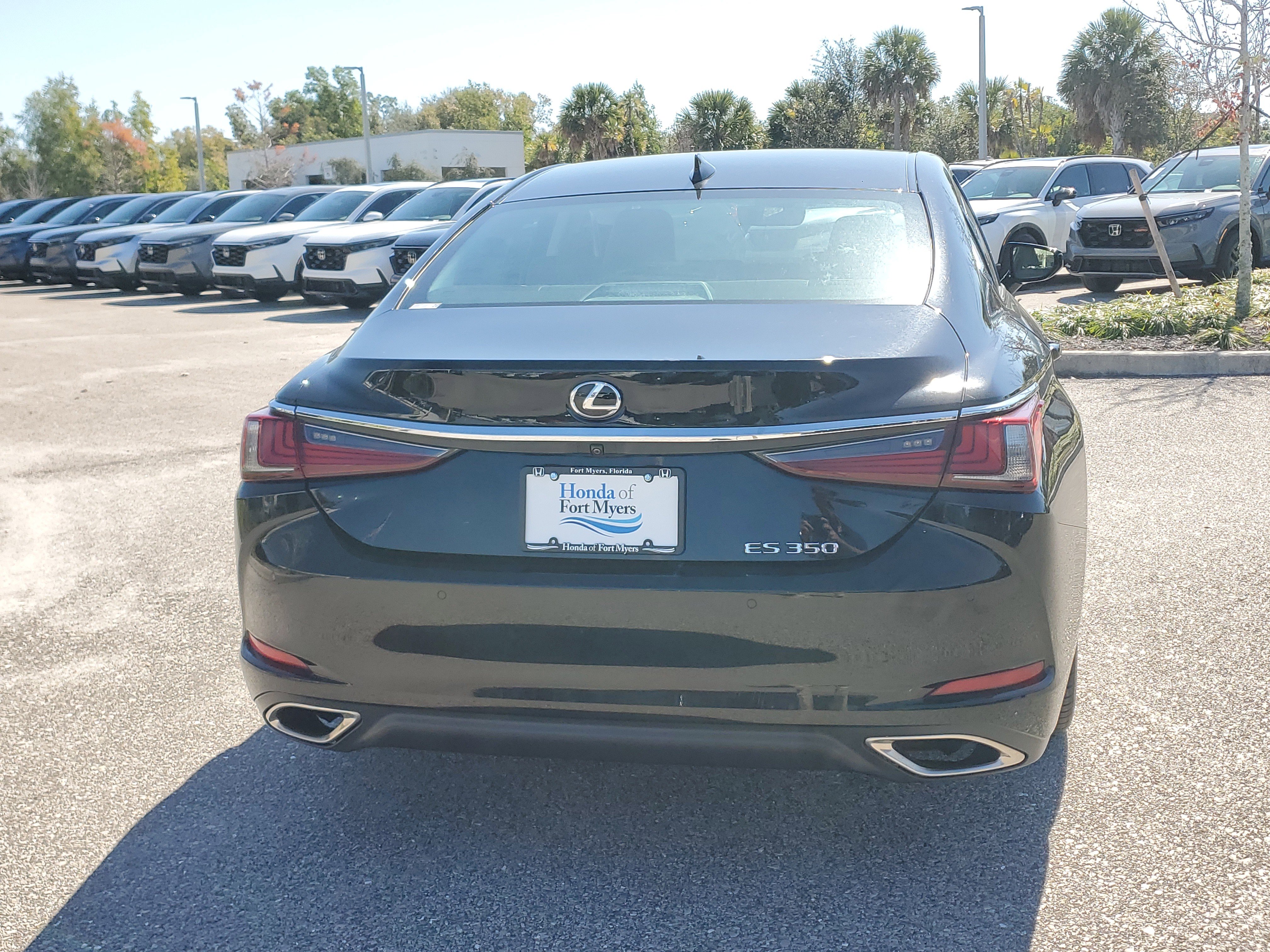 Used 2019 Lexus ES 350 w/ Premium Package image 5