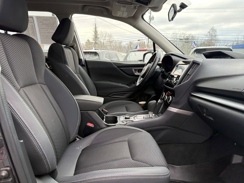 Used 2019 Subaru Forester Premium image 39