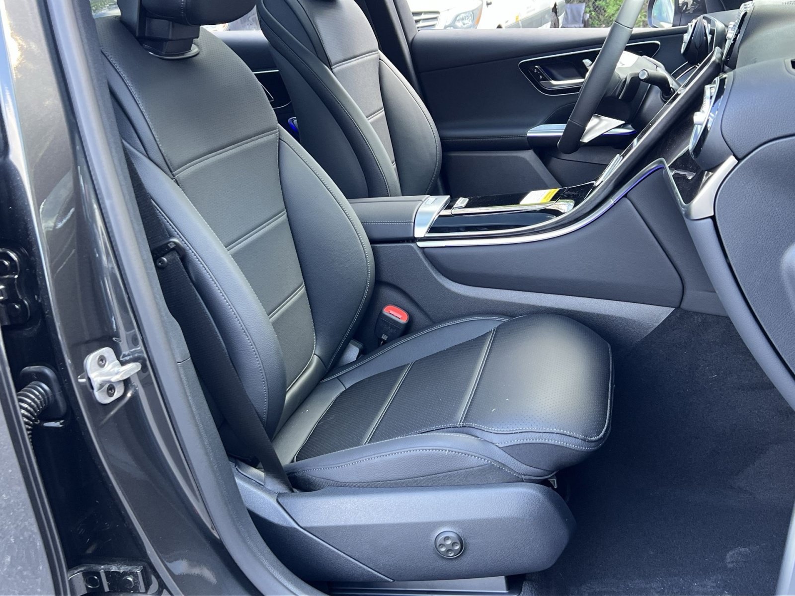 New 2026 Mercedes-Benz GLC 300 4MATIC image 33