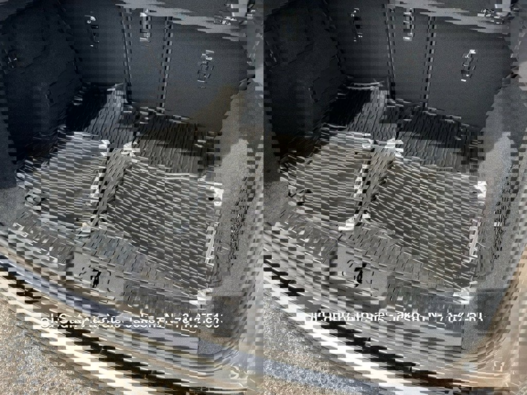 Used 2021 Land Rover Range Rover Evoque R-Dynamic S AWD/4WD image 7