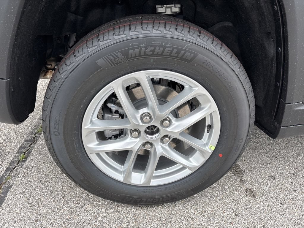 New 2026 Jeep Grand Cherokee Laredo AWD/4WD image 12