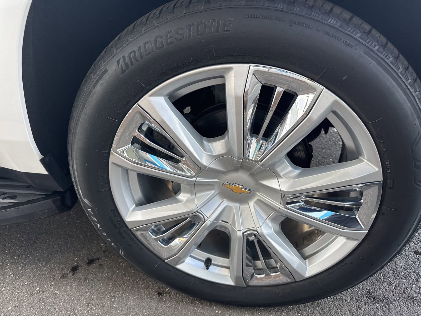 Used 2021 Chevrolet Tahoe High Country AWD/4WD image 12