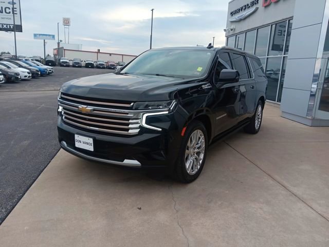 Used 2021 Chevrolet Suburban High Country image 2