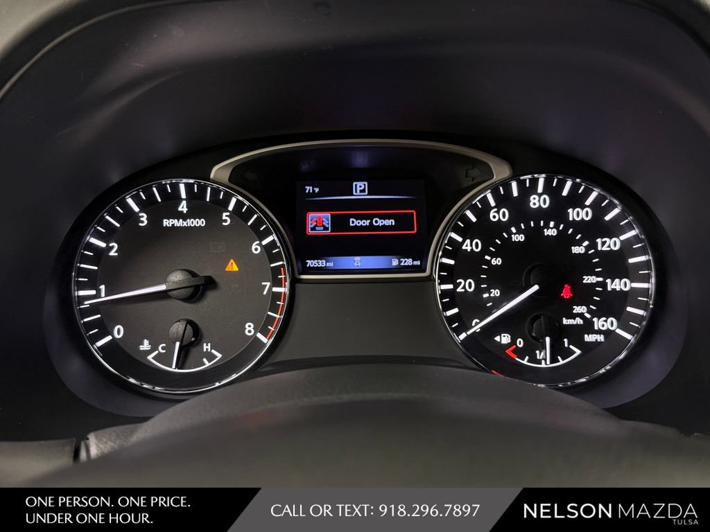 Used 2018 Nissan Pathfinder S FWD image 26