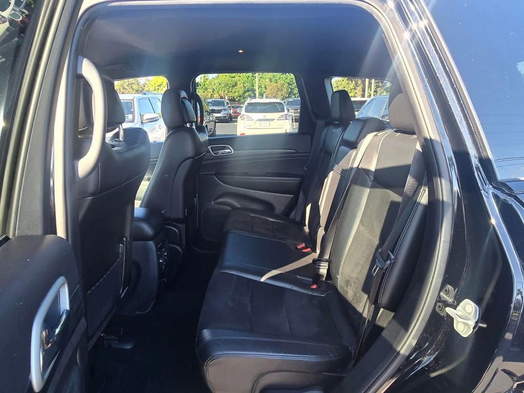 Used 2021 Jeep Grand Cherokee Laredo X image 12