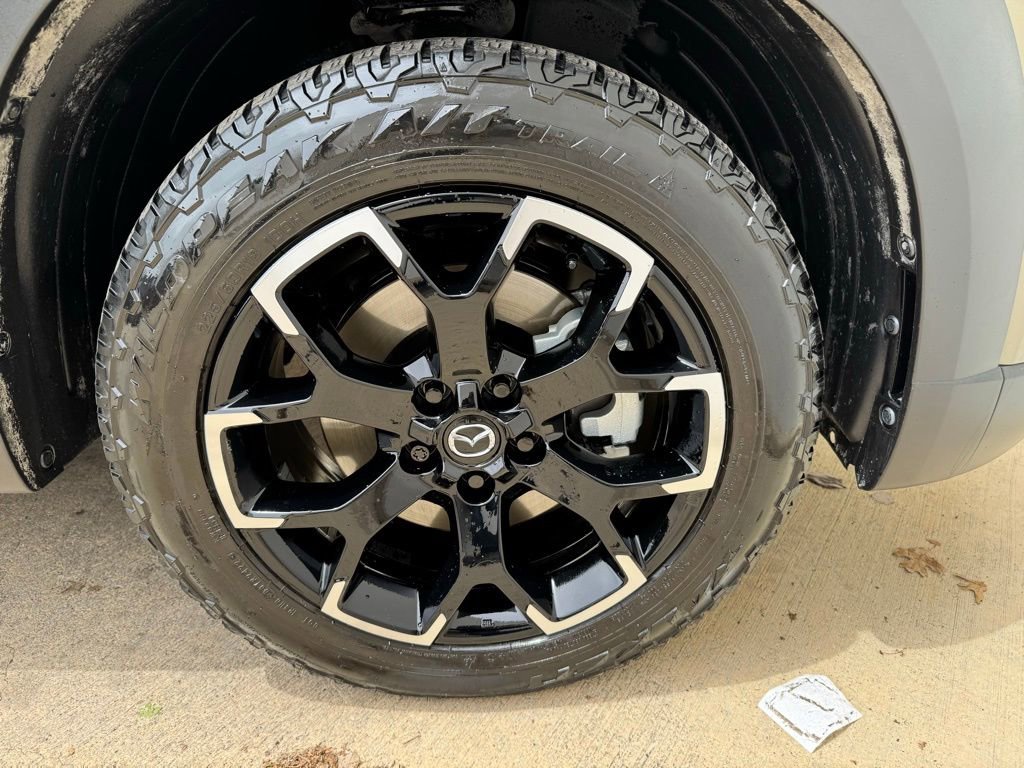 Used 2023 MAZDA CX-50 Meridian Edition w/ Cargo Package image 8