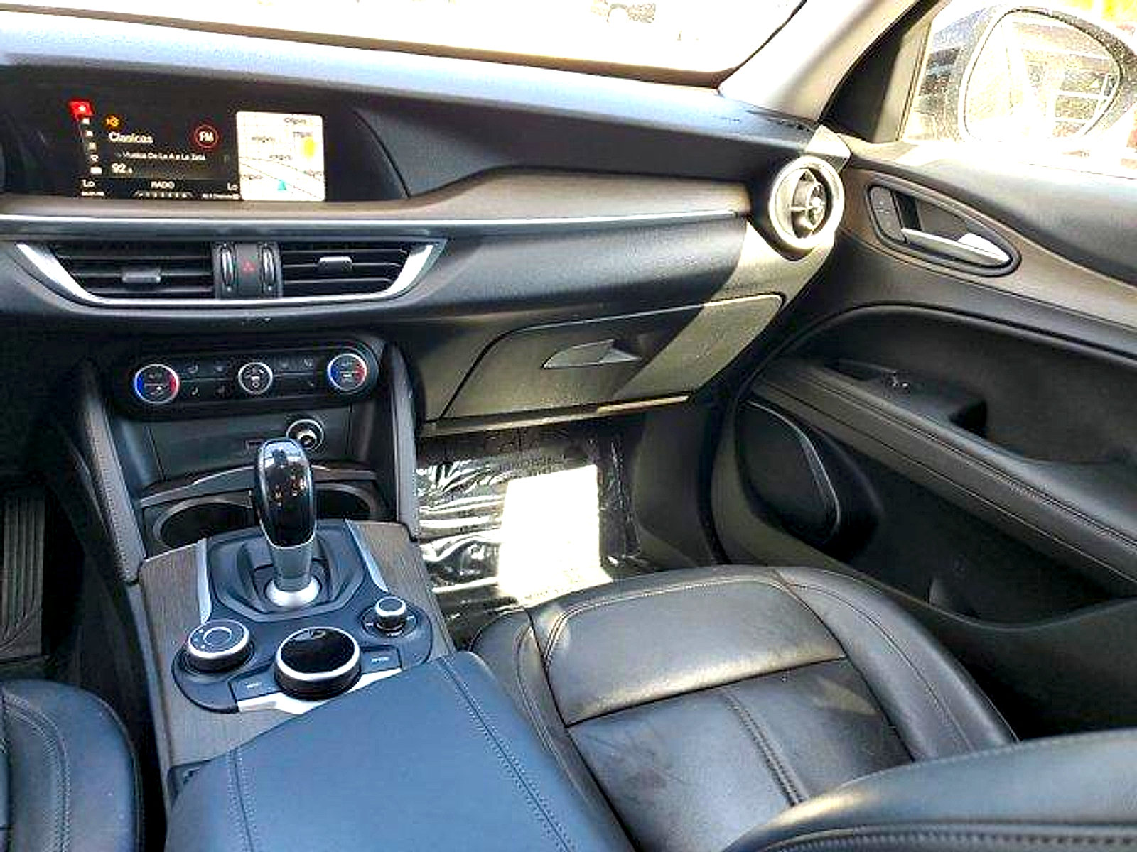 Used 2018 Alfa Romeo Stelvio Ti AWD/4WD image 15